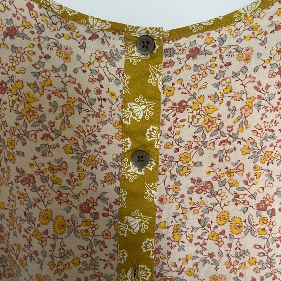 Madewell Button Back Pocket Top in Jaipur Floral - Picture 8 of 9